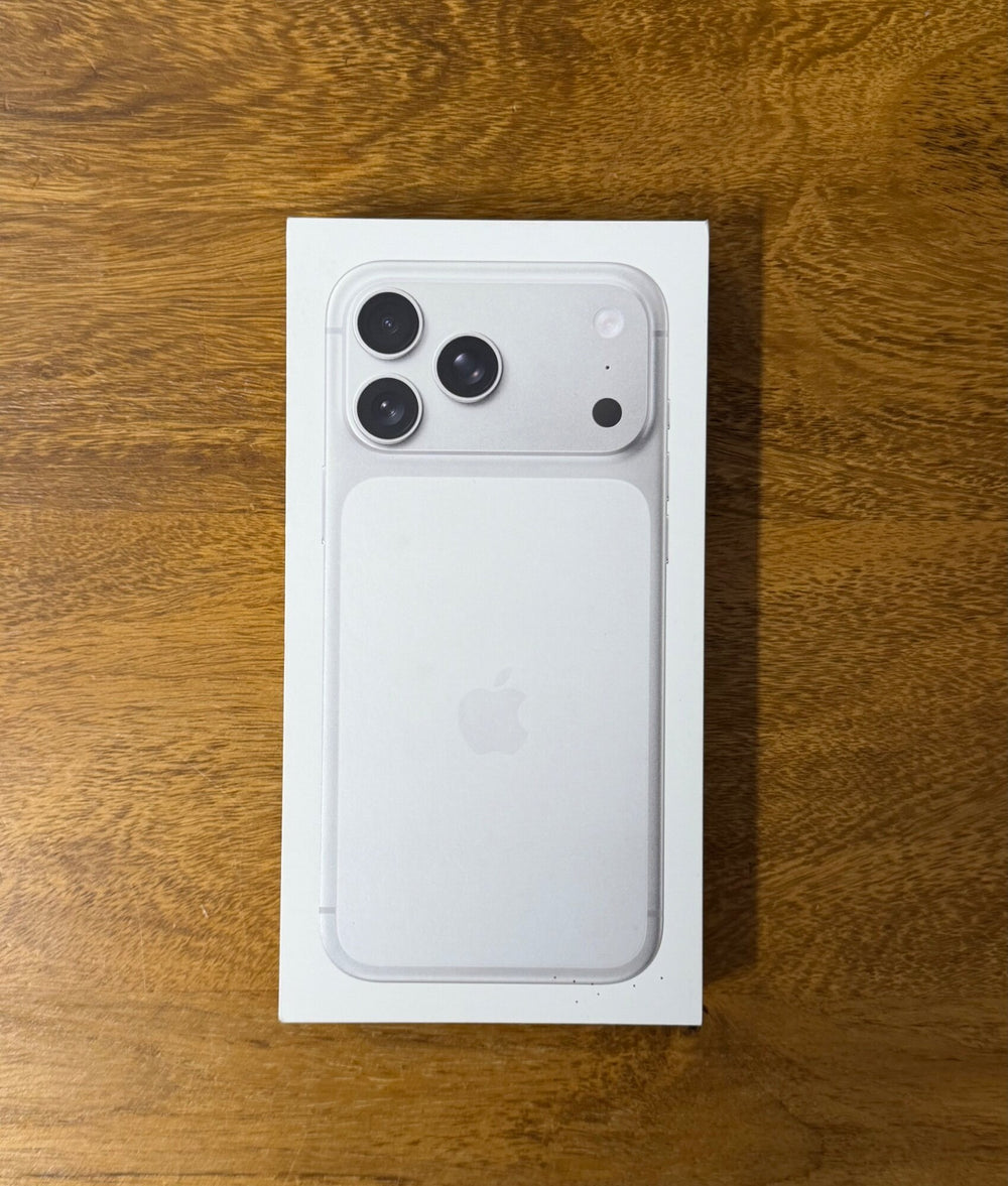 Apple iPhone 17 Pro Max - 512GB - Silber - NEUWERTIG/100% Batteriekapazität