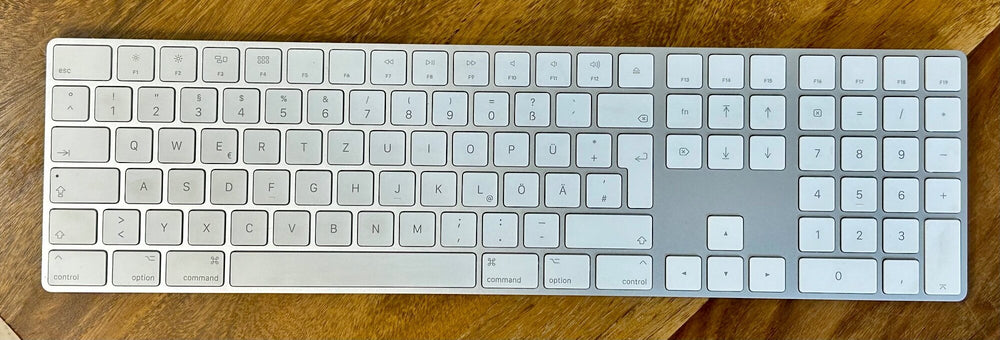 Apple Wireless Tastatur mit Ziffernblock - Silber - top Zustand